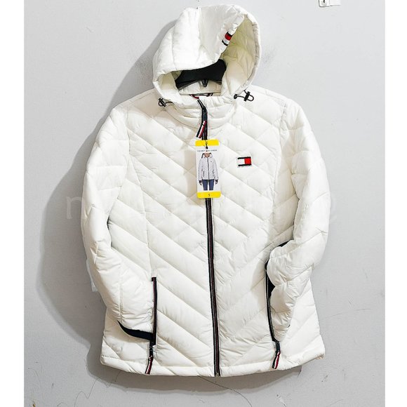 NWT Tommy Hilfiger Ladies' Packable Jacket in white - Picture 2 of 7